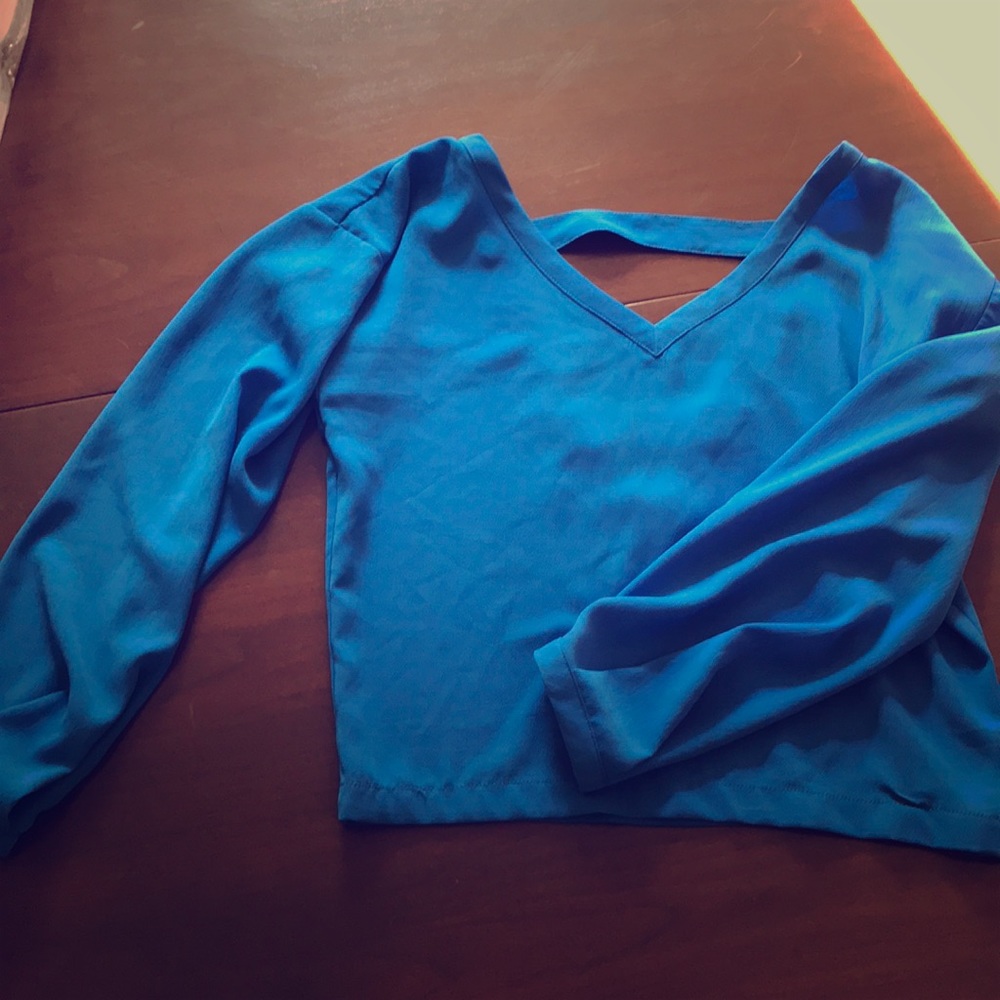 Blue top with open back